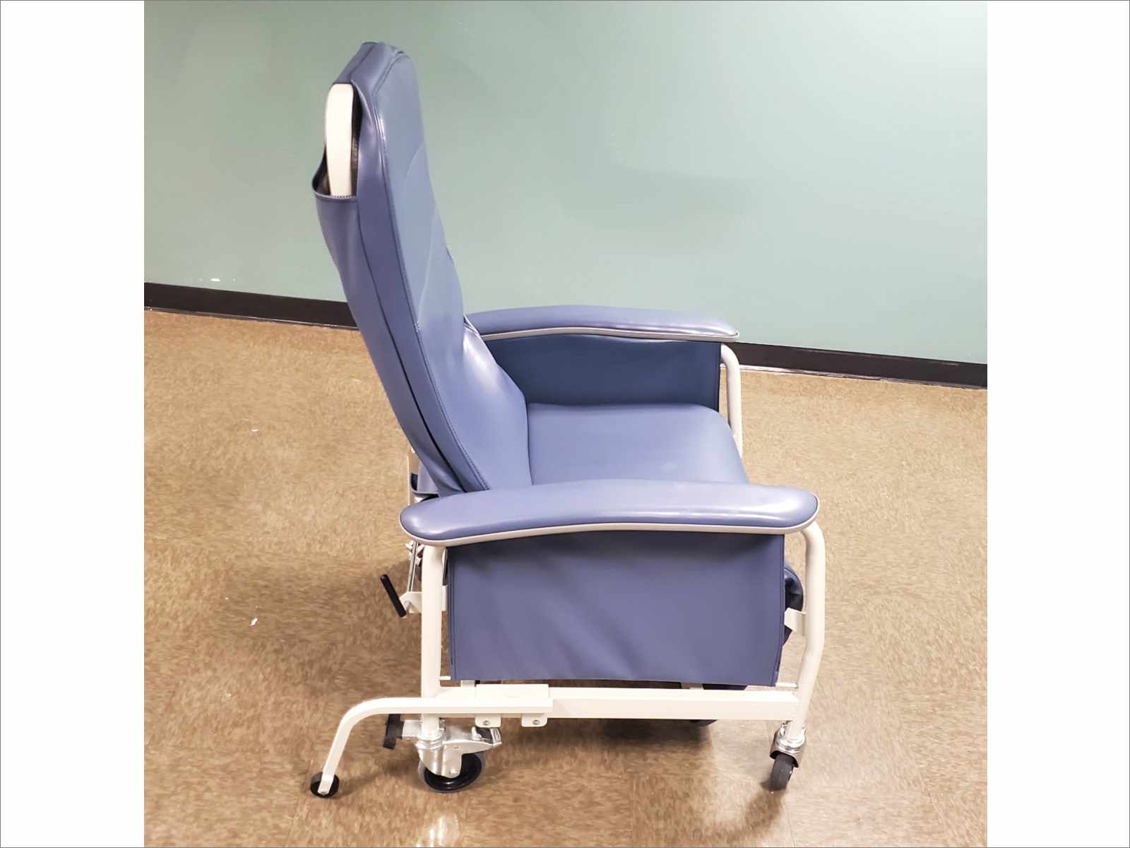 Lumex Activity Tray Table for 565G, 565DG and 565TG Recliner, Clinical Care  Recliner Parts and Accessories, 5644G