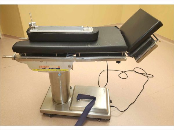 Skytron Elite 6500M Adjustable O/R Operating Table 500Lbs Max Capacity