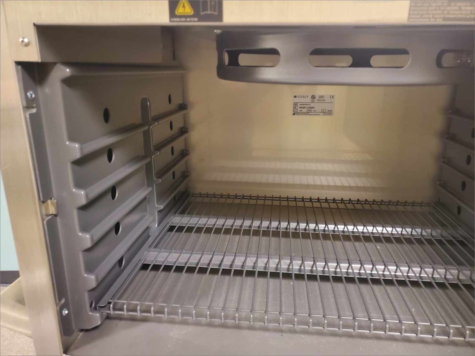 Steris Amsco DJ030124131 Single Department Warming Blanket Warmer 4.2 cu. ft. TESTED