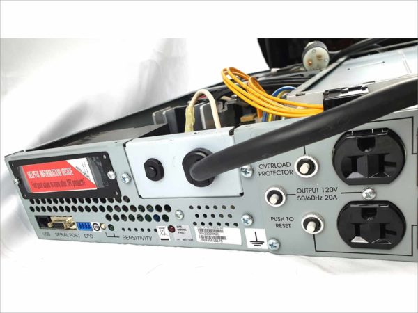 APC Smart-UPS 2200 Pn SUA2200RM2U 2200VA Uninterruptible Power Supply No Batteries USB Serial 2U Rackmount 6x NEMA 5-15R 2x NEMA 5-20R outlets UPS System
