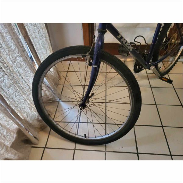 Trek 830 B0415 18" Frame 26" Wheel 18 Speed Men Purple Mountain Bike Bicycle XL Track w/ VBrakes