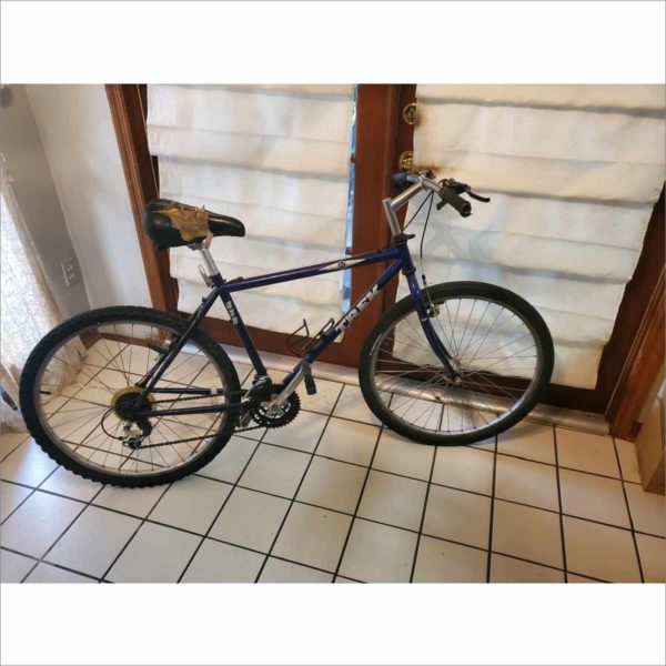 Trek 830 B0415 18" Frame 26" Wheel 18 Speed Men Purple Mountain Bike Bicycle XL Track w/ VBrakes