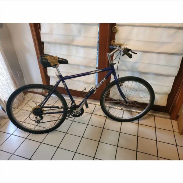 Trek 830 B0415 18" Frame 26" Wheel 18 Speed Men Purple Mountain Bike Bicycle XL Track w/ VBrakes