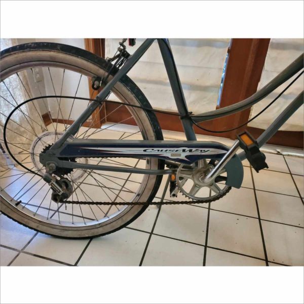 Huffy Causeway 19" Frame 26" Wheel 6 Speed Women Gray Cruiser Bike Bicycle Peak