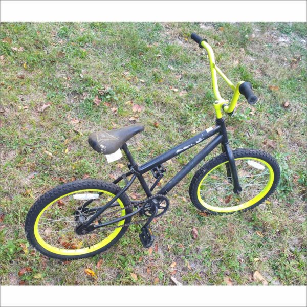 Huffy Rock IT 50508 19018 11" Frame 20" Wheel 1 Speed Kids Black / Yellow adventure Bike Bicycle