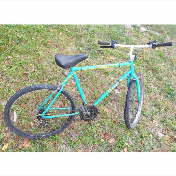 Huffy Sequoia 22" Frame 26" Wheel 18 Speed Men Green Mountain Bike Bicycle