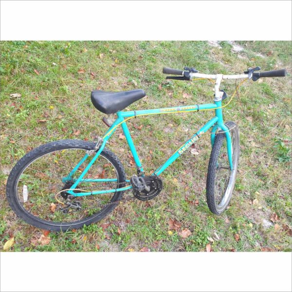 Huffy Sequoia 22" Frame 26" Wheel 18 Speed Men Green Mountain Bike Bicycle