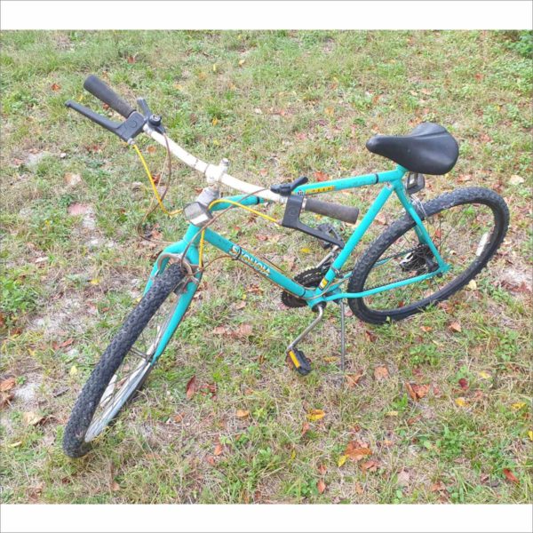 Huffy Sequoia 22" Frame 26" Wheel 18 Speed Men Green Mountain Bike Bicycle