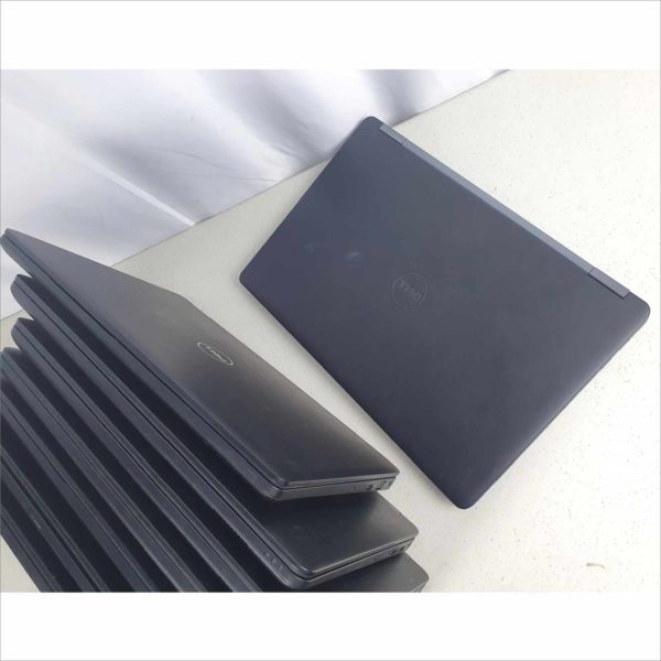 Lot Of 8x Dell Latitude 5570 Business Laptop 15.6" 8GB RAM intel i5-6440HQ CPU 2.60GHz 120GB Storage With Linux Mint