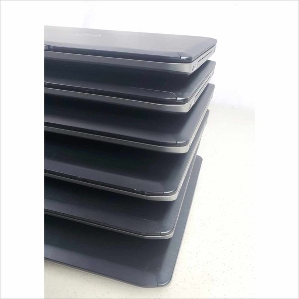 Lot of 10x Dell Latitude E5520 Business Laptop 15.6" 4GB RAM intel i5-2540M CPU 2.60GHz 60GB SSD Storage