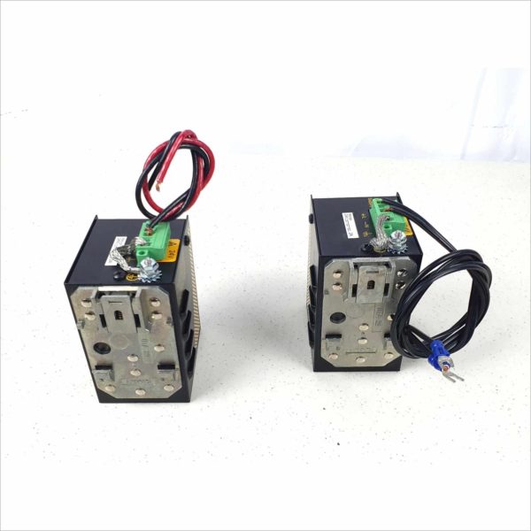 Lot of 2x Ruggedcom RMC40-24-C200 Industrial Ethernet Switch and Media converter 10-100Mbps