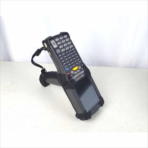 Motorola MC-9190 Long Range Scanner with WiFi Bluetooth Pistol Grip Alphanumeric Keys Windows CE 6.0 P/N MC9190-G30SWEQA6WR