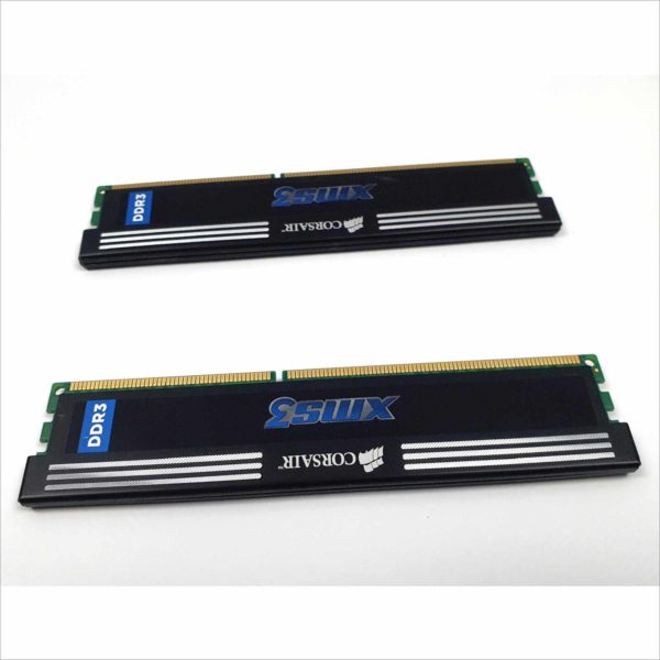 Lot of 2x Corsair CMX16GX3M2A1600C11 XMS3 16GB (2x8GB) DDR3 1600 Mhz CL11 32GB