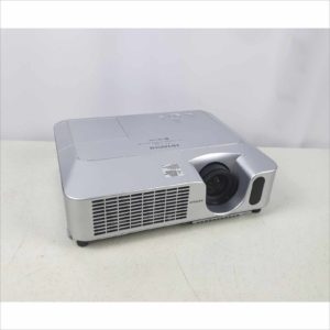 Hitachi CP-X260 3LCD 2500 Ainsi Lumens HD 1080i Conference Room Projector - 133 Lamp Hours - Victolab LLC
