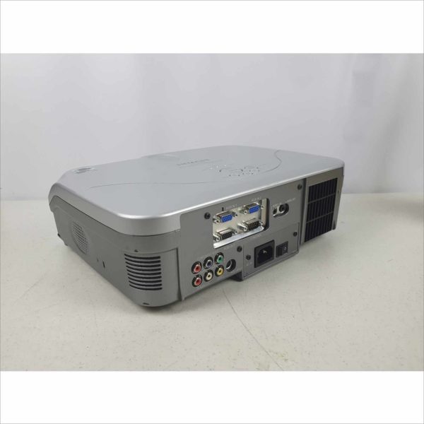 Hitachi CP-X444 3LCD 3200 Lumens HD 1080i Conference Room Projector - 1191 Lamp Hours