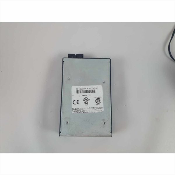 E100BTX-FX-05(SM) Transition Networks Standalone 100Base-FX 100Base-TX Media Converter 20 km(12.4 mi) - Victolab LLC