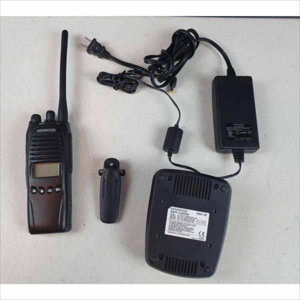 Kenwood TK-5210 VHF Transceiver w/ KSC-32 7.2VDC Rapid Charger &v 16VDC AC Adapter