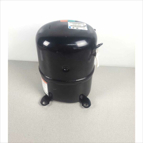 Tecumseh AHA2490ZXF AH556RF-503-A4 Low Back Pressure R404A 208-230V 3~ 60Hz 200-220V 3~ 50Hz Reciprocating Compressor