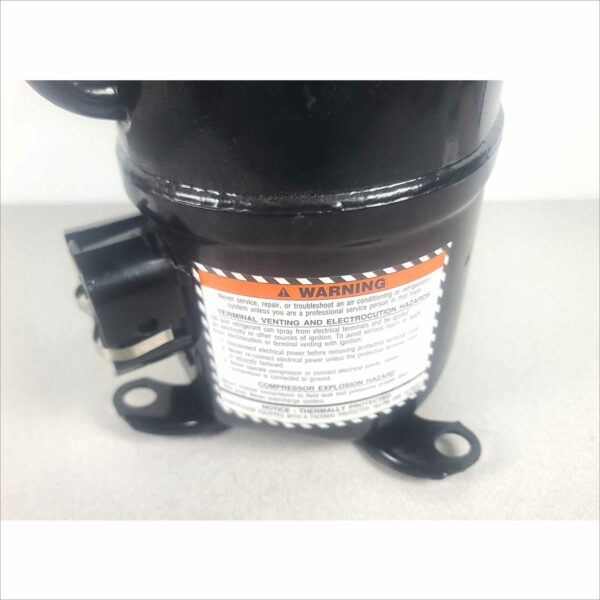 Tecumseh AHA2490ZXF AH556RF-503-A4 Low Back Pressure R404A 208-230V 3~ 60Hz 200-220V 3~ 50Hz Reciprocating Compressor