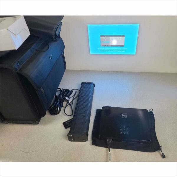 Dell M900HD Projector with DA-LITE Screen, Case, Remote & Speakers - 8H