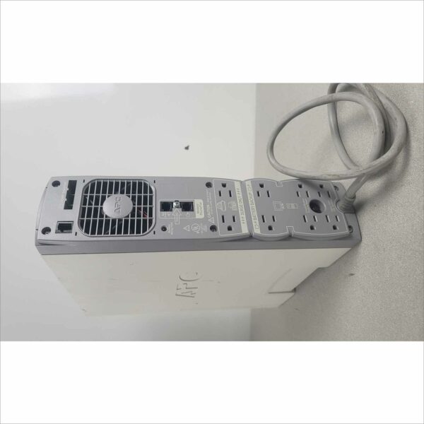 APC Back-UPS XS1500 8x outlets with 2x surge only SN# BB0626007538