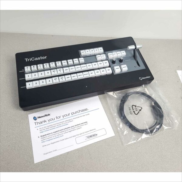 NewTek Tricaster 40 v2 Full TCXD40 w/ TC40 Mini Control Surface