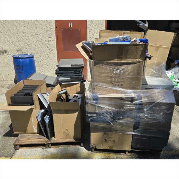 lot 2x pallet of obsolete computing equipment around 40x laptop, monitors, printers, POS