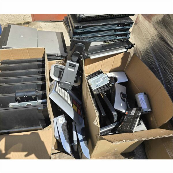 lot 2x pallet of obsolete computing equipment around 40x laptop, monitors, printers, POS