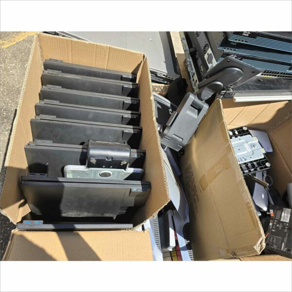 lot 2x pallet of obsolete computing equipment around 40x laptop, monitors, printers, POS