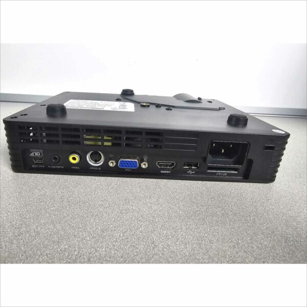 Optoma ML500 LED Projector LDMLUZZ SN#Q8LK215AAAAAC0545