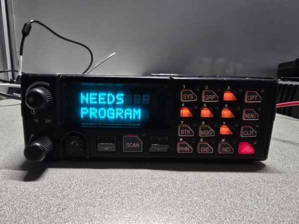 Lot of Harris / MACOM Radios with Microphones – AS-IS