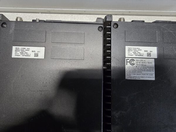 Lot of Harris / MACOM Radios with Microphones – AS-IS