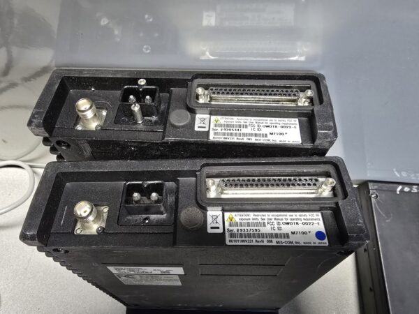 Lot of Harris / MACOM Radios with Microphones – AS-IS