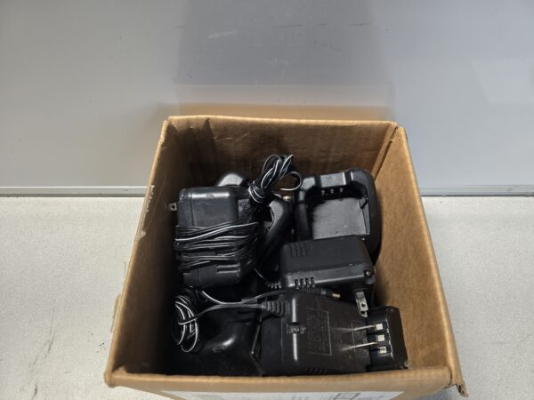 Lot of Harris / MACOM Radios with Microphones – AS-IS