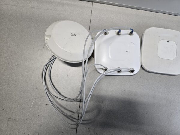 Huge Lot – 209+ Tested & Working Enterprise Network Devices – HP, Cisco, Netgear, AeroHive & More