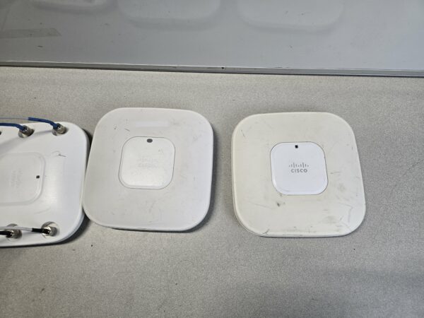Huge Lot – 209+ Tested & Working Enterprise Network Devices – HP, Cisco, Netgear, AeroHive & More