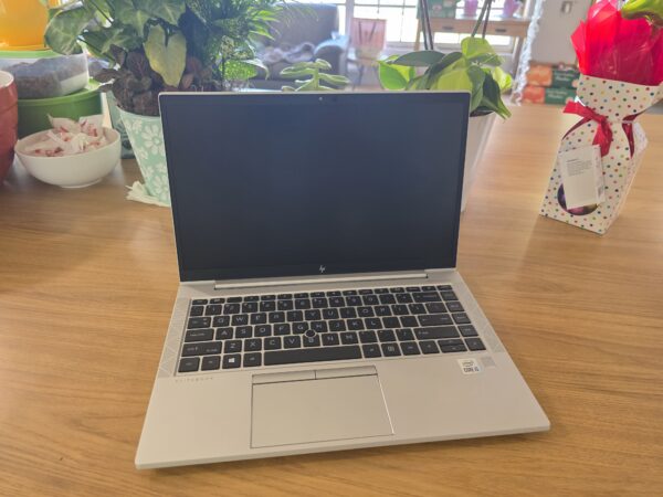 HP EliteBook 840 G7 | i5-10210U | 8GB RAM | 128GB SSD | Win 11 | 5CG0532K8X