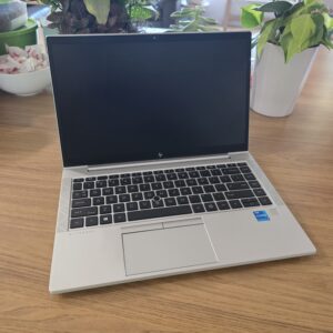 HP EliteBook 840 G8 | i5-1135G7 | 16GB RAM | 256GB SSD | Win 11 | 5CG1271FF6