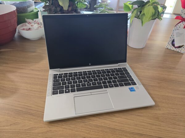 HP EliteBook 840 G8 | i5-1135G7 | 16GB RAM | 256GB SSD | Win 11 | 5CG1271FF6
