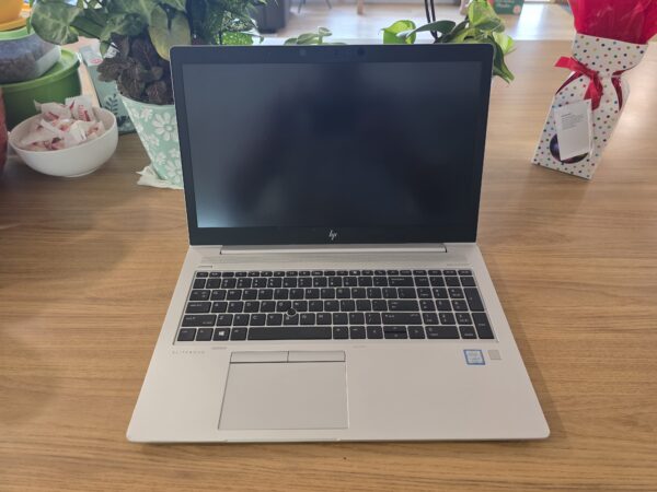 HP EliteBook 850 G5 laptop i7-8550U 8GB RAM 128GB M.2 SSD Win 11 5CG9042PK9