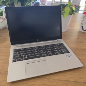 HP EliteBook 850 G5 laptop i7-8650U 8GB RAM 128GB M.2 SSD Win 11 5CG8124KWC