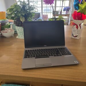 DELL Latitude 5510 laptop i7-10610U 8GB RAM 128GB M.2 SSD Win 11 7M4VR73