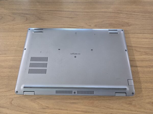 DELL Latitude 5420 laptop i7-1185G7 8GB RAM 256GB M.2 SSD Win 11 J7348C3