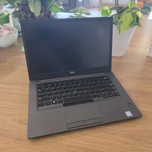 DELL Latitude 7490 laptop i7-8650U 8GB RAM 128GB M.2 SSD Win 11 B61J8Y2