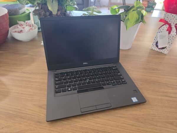 DELL Latitude 7490 laptop i7-8650U 8GB RAM 128GB M.2 SSD Win 11 B61J8Y2
