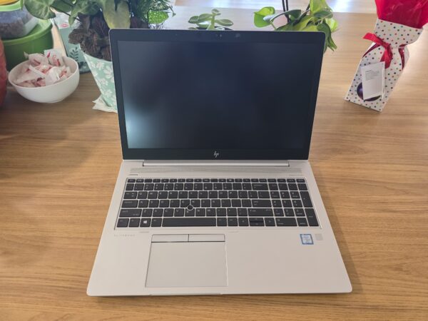 HP EliteBook 850 G5 laptop i7-8650U 8GB RAM 128GB M.2 SSD Win 11 5CG812M8X