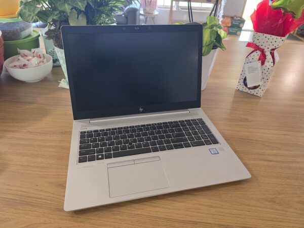 HP EliteBook 850 G5 laptop i7-8650U 8GB RAM 128GB M.2 SSD Win 11 5CG8094F78