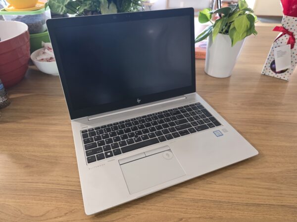 HP EliteBook 850 G5 laptop i7-8550U 8GB RAM 128GB M.2 SSD Win 11 5CG9042P14