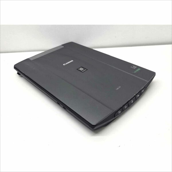 Canon CanoScan LiDE 210 USB Flatbed Scanner LIDE210
