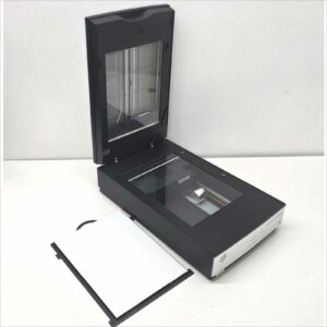 Epson Perfection V700 Photo Flatbed Scanner J221A